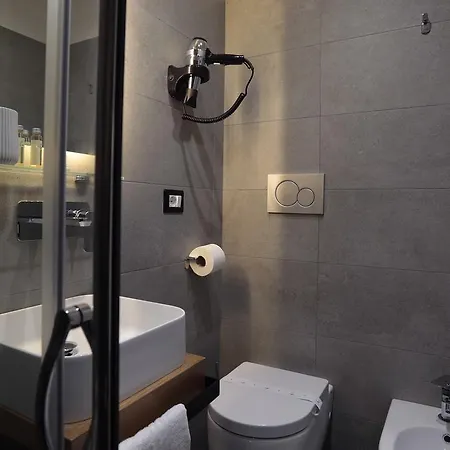 Suite Inn Rome Pensionat 4*